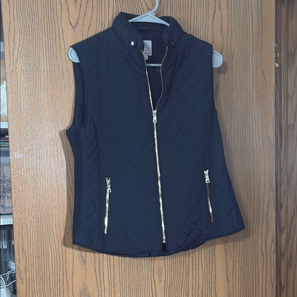 Black Boxy Fitted Top with Mandarin Collar